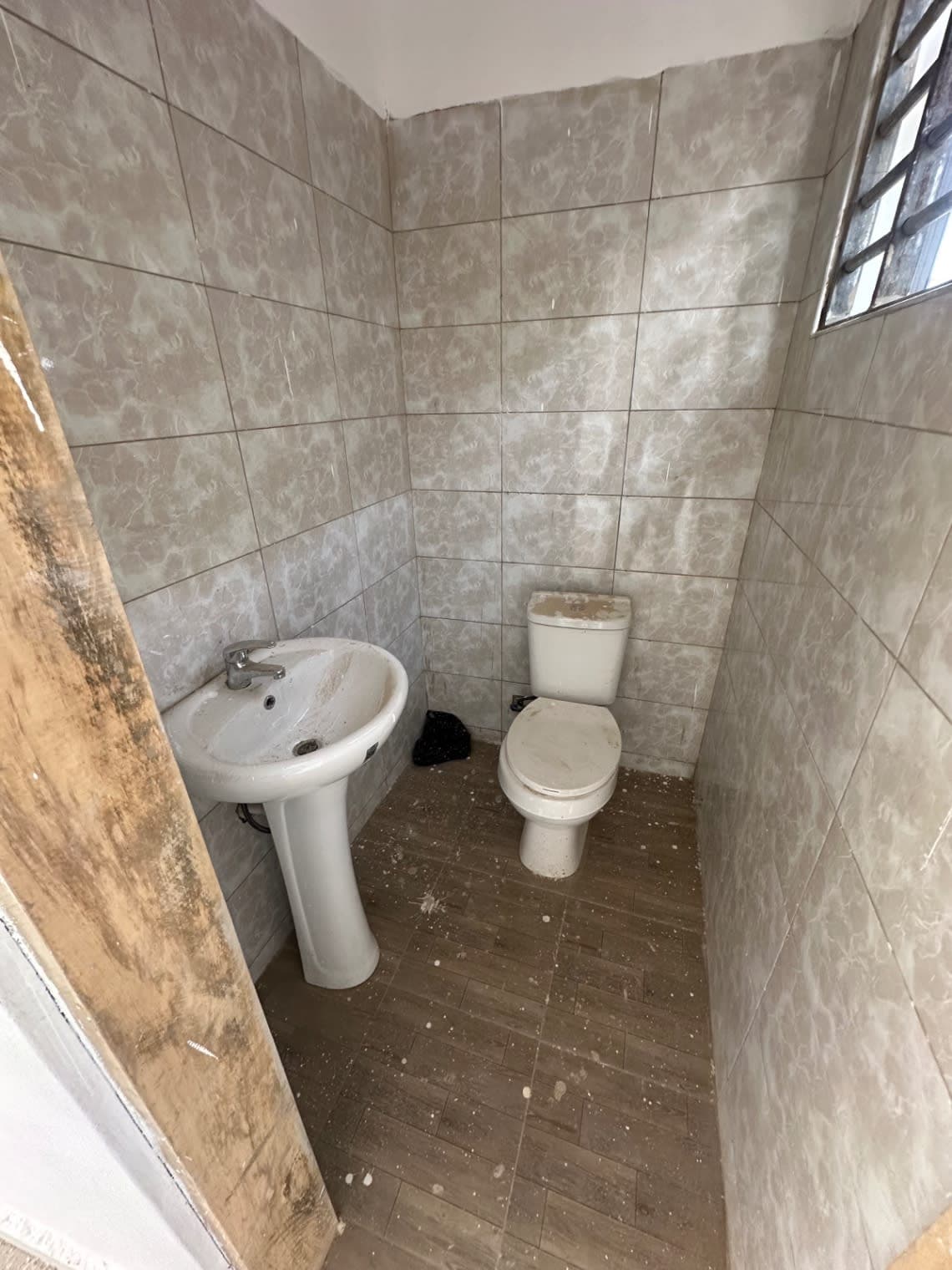 Shop for rent at north Legon - Image 3